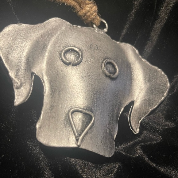 NWT Cozy Christmas Metal Dog Head with Bell Christmas Ornament - Picture 1 of 7